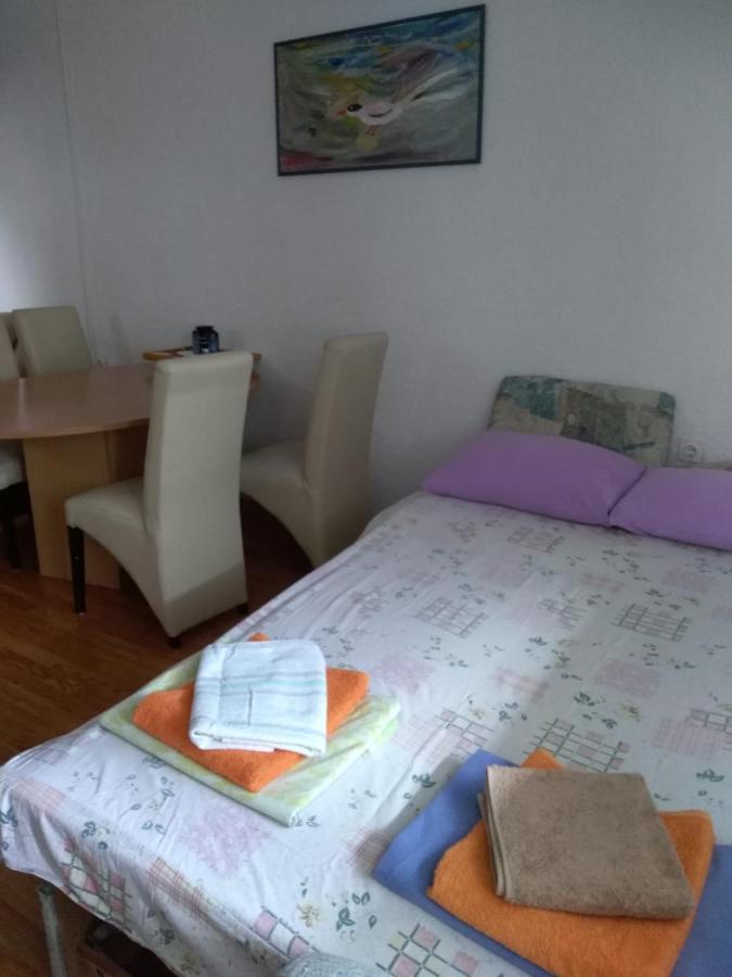 Apartment Busljeta Starigrad Paklenica Ngoại thất bức ảnh