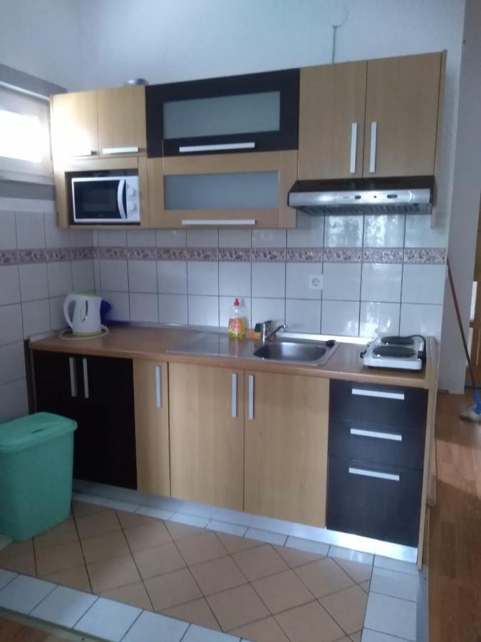 Apartment Busljeta Starigrad Paklenica Ngoại thất bức ảnh