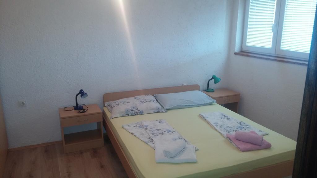 Apartment Busljeta Starigrad Paklenica Ngoại thất bức ảnh