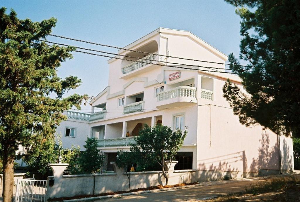 Apartment Busljeta Starigrad Paklenica Ngoại thất bức ảnh