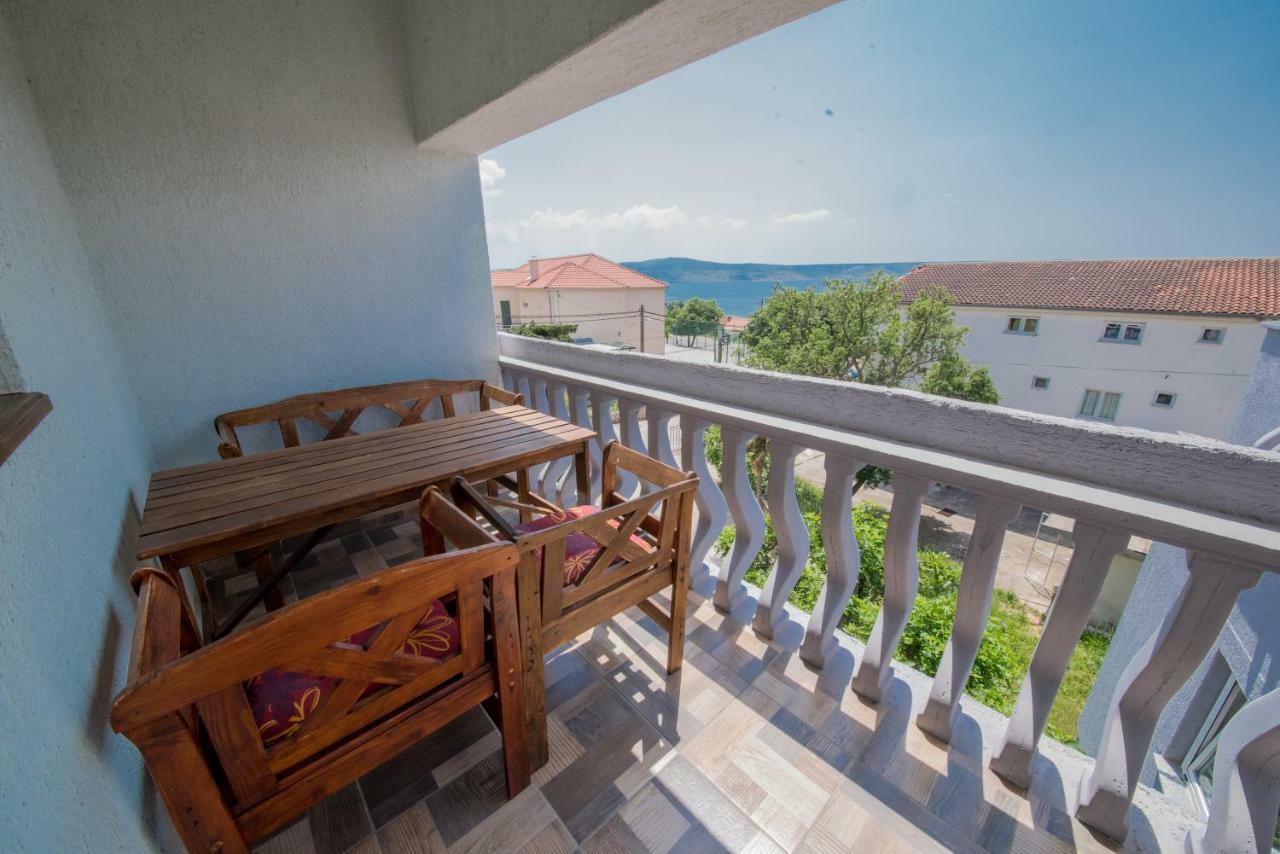 Apartment Busljeta Starigrad Paklenica Ngoại thất bức ảnh